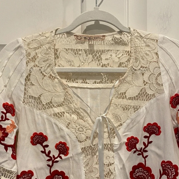 For Love & Lemons Isabella Lace-Inset Embroidered Top/ White 16692 - Picture 4 of 11